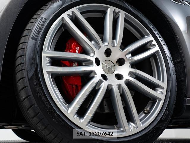 Maserati GHIBLI 2016-01 8874276-4