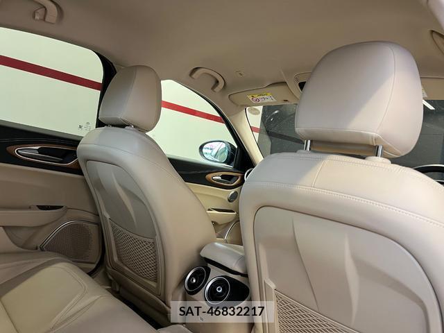 ALFA ROMEO Giulia 2019-11 8872600-16