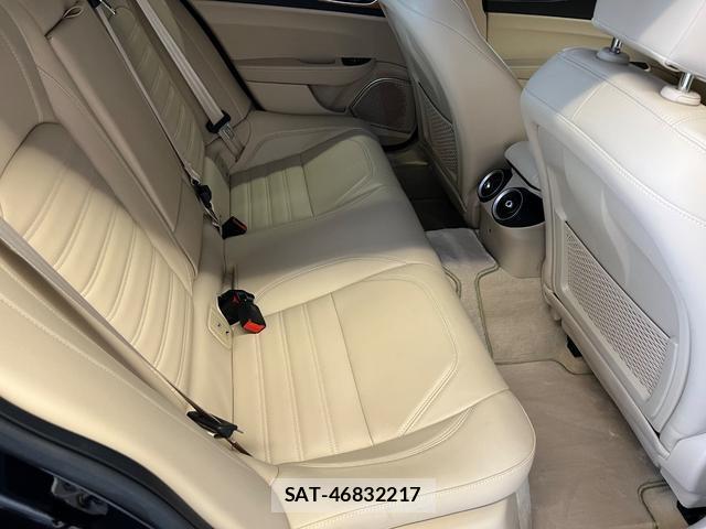 ALFA ROMEO Giulia 2019-11 8872600-18