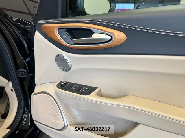 ALFA ROMEO Giulia 2019-11 8872600-9