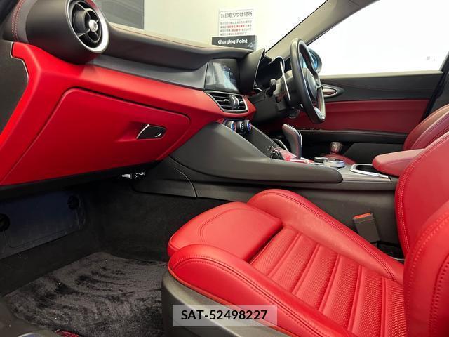 ALFA ROMEO Giulia 2021-09 8872602-19
