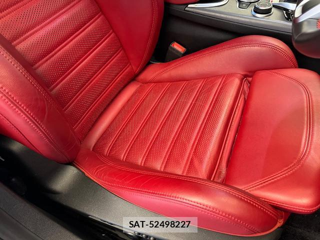 ALFA ROMEO Giulia 2021-09 8872602-3