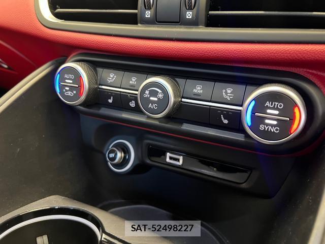 ALFA ROMEO Giulia 2021-09 8872602-8