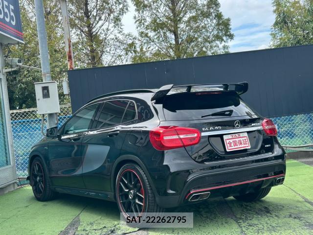 Mercedes Benz GLA-CLASS 2014-05 8874057-11