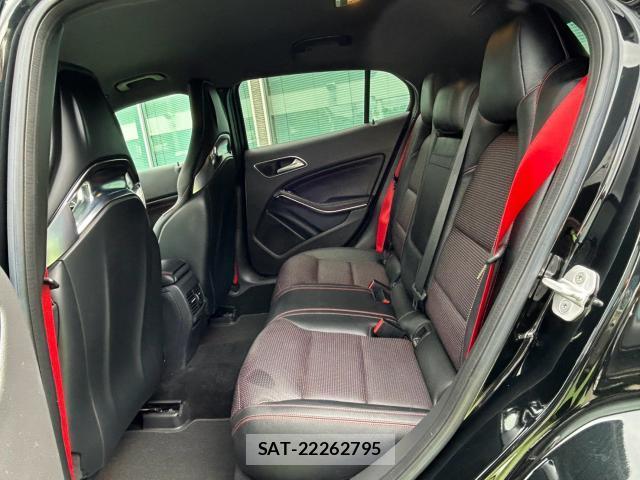 Mercedes Benz GLA-CLASS 2014-05 8874057-14