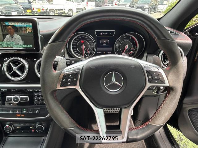 Mercedes Benz GLA-CLASS 2014-05 8874057-15