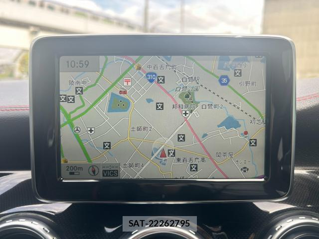 Mercedes Benz GLA-CLASS 2014-05 8874057-4