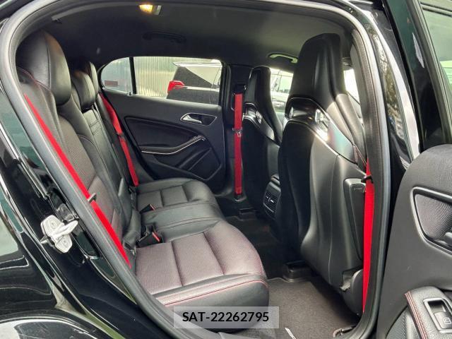 Mercedes Benz GLA-CLASS 2014-05 8874057-6