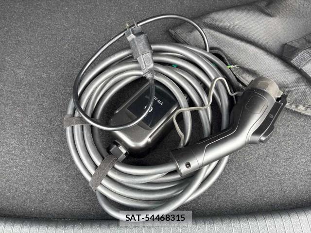 VolksWagen GOLF GTE 2019-03 8874900-12