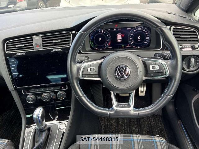 VolksWagen GOLF GTE 2019-03 8874900-2