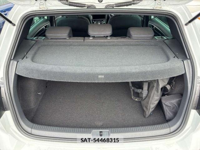 VolksWagen GOLF GTE 2019-03 8874900-7