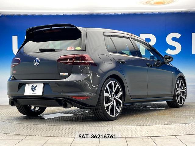 VolksWagen GOLF GTI 2016-06 8872645-18