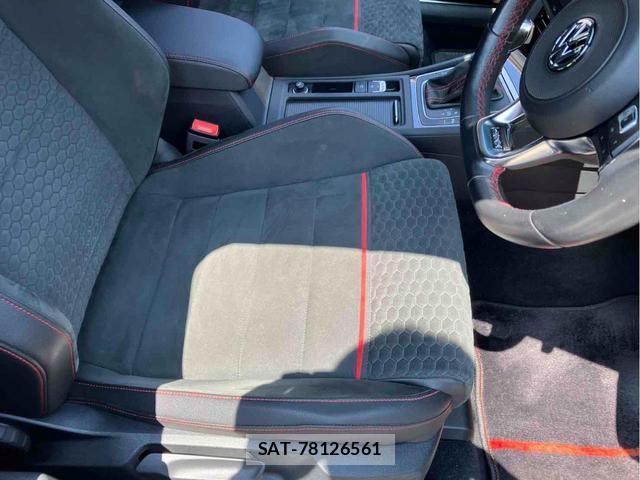 VolksWagen GOLF GTI 2019-09 8873566-15