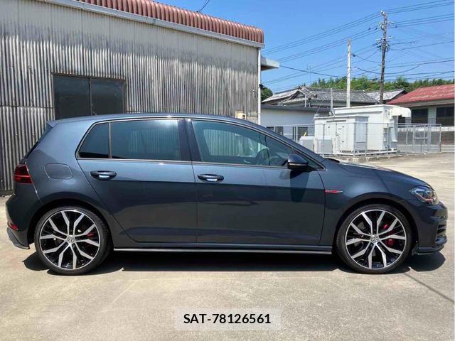 VolksWagen GOLF GTI 2019-09 8873566-4