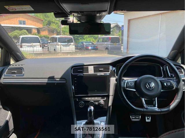VolksWagen GOLF GTI 2019-09 8873566-9