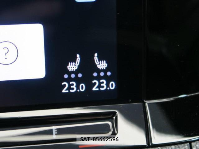 VolksWagen GOLF R VARIANT 2023-11 8872792-16
