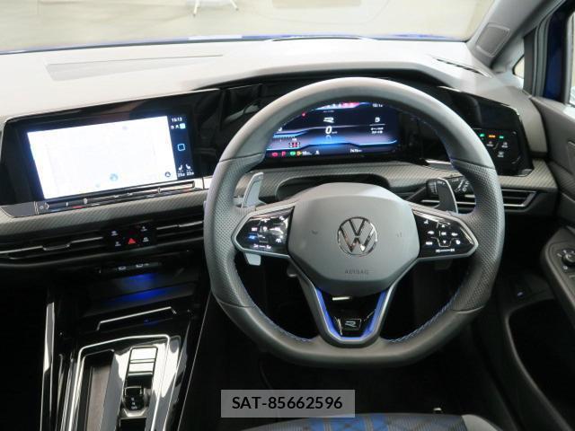 VolksWagen GOLF R VARIANT 2023-11 8872792-4