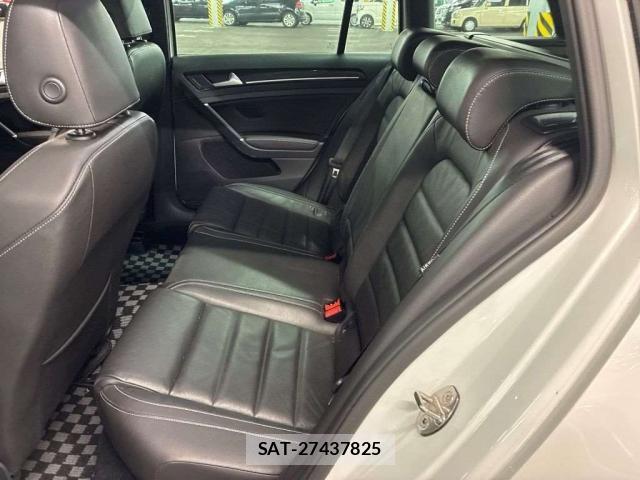 VolksWagen GOLF R VARIANT 2016-01 8874910-4