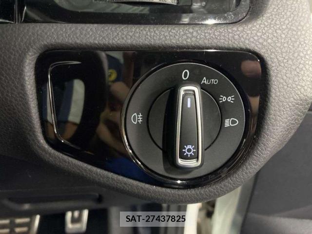 VolksWagen GOLF R VARIANT 2016-01 8874910-5