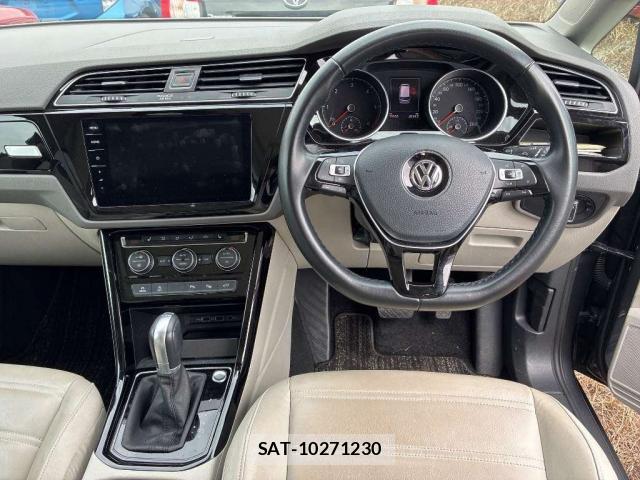 VolksWagen GOLF TOURAN 2019-01 8874904-2