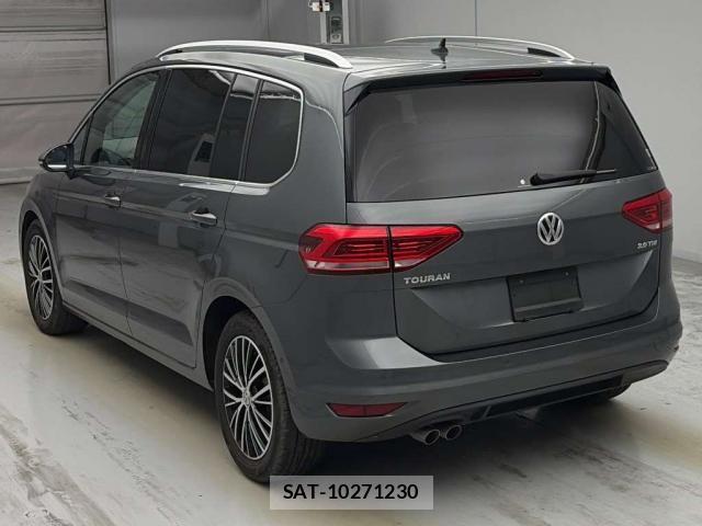 VolksWagen GOLF TOURAN 2019-01 8874904-7