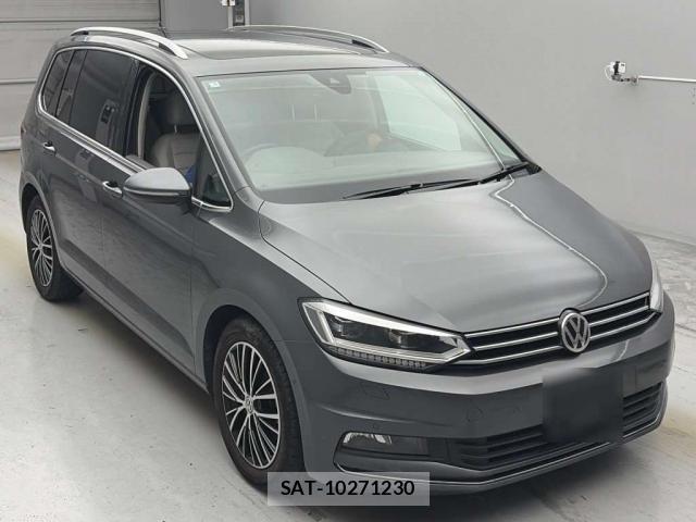 VolksWagen GOLF TOURAN 2019-01 8874904-9