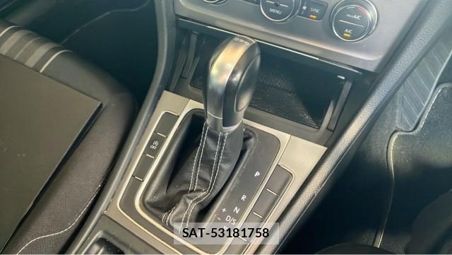 VolksWagen GOLF VARIANT 2015-05 8874390-14