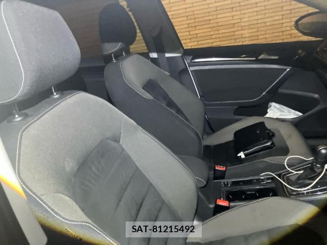 VolksWagen GOLF VARIANT 2014-09 8874932-10