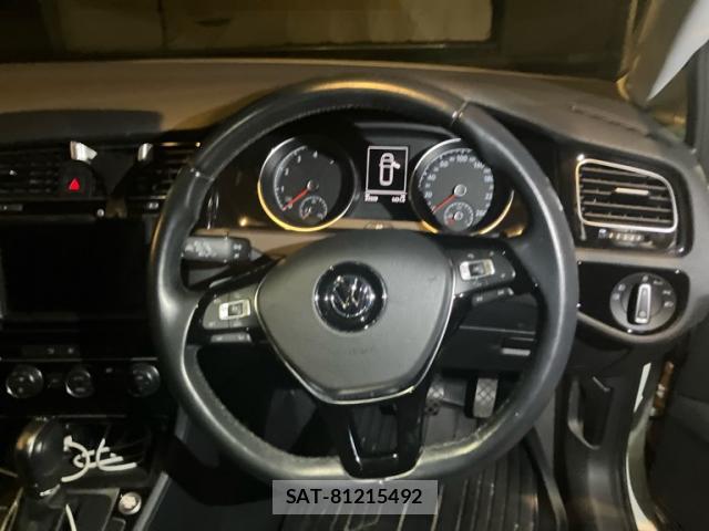 VolksWagen GOLF VARIANT 2014-09 8874932-11
