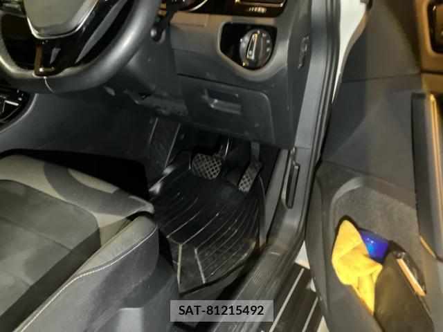 VolksWagen GOLF VARIANT 2014-09 8874932-14