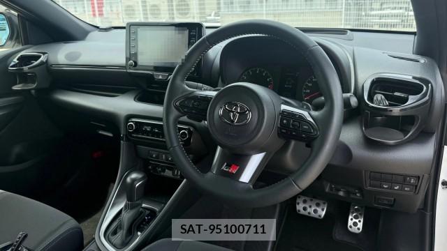 Toyota Gr Yaris 2021-04 8874475-2