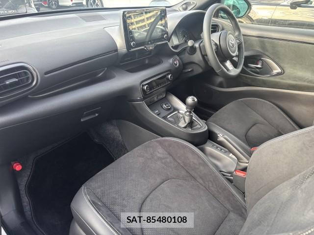 Toyota Gr Yaris 2021-04 8875142-2