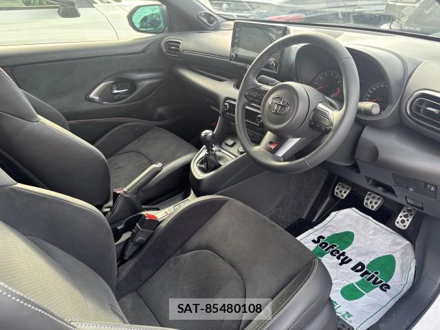 Toyota Gr Yaris 2021-04 8875142-7