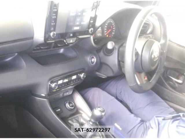 Toyota Gr Yaris 2023-11 8875283-2