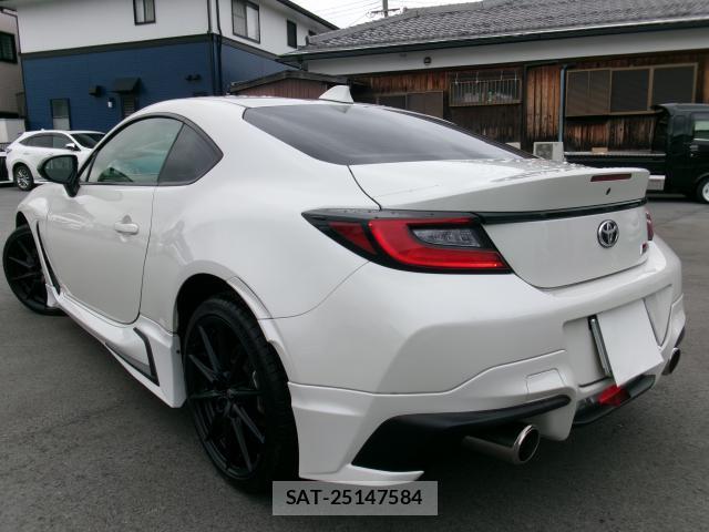 Toyota GR86 2023-01 8873551-1