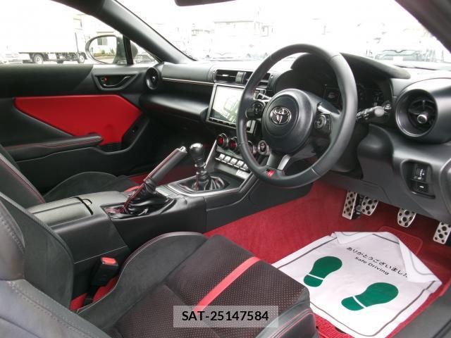 Toyota GR86 2023-01 8873551-2
