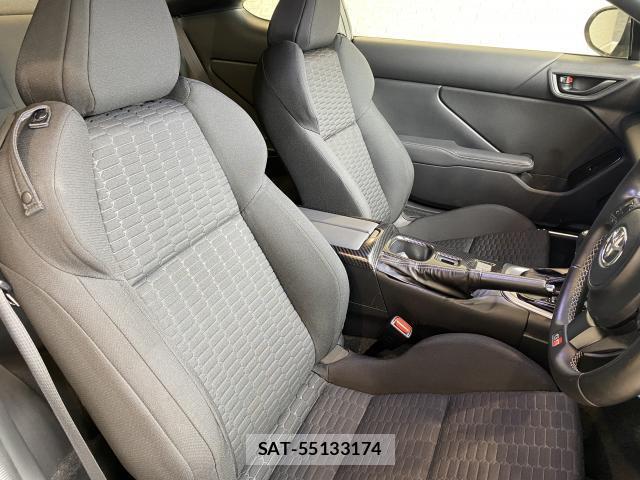 Toyota GR86 2023-11 8875199-6