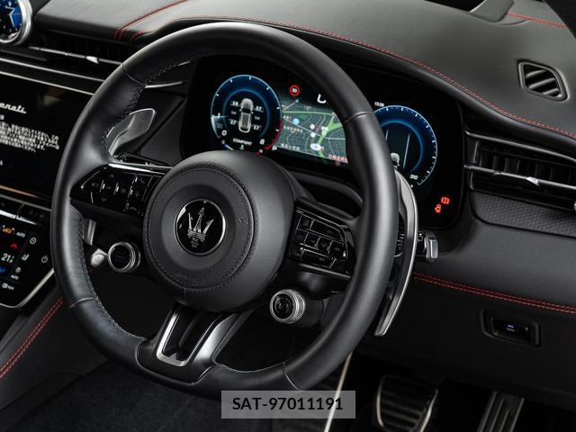 Maserati Grecale 2023-12 8874279-10