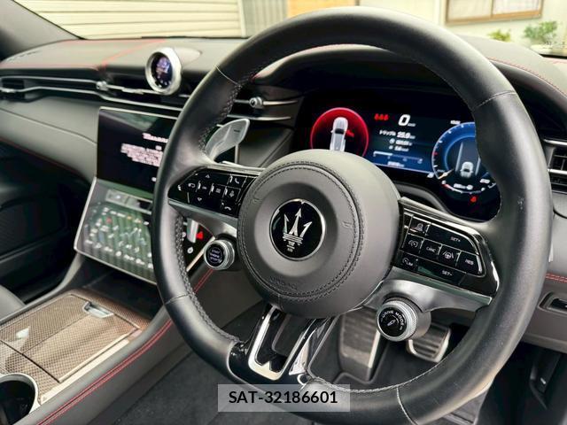 Maserati Grecale 2023-08 8875844-16