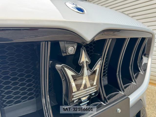 Maserati Grecale 2023-08 8875844-4