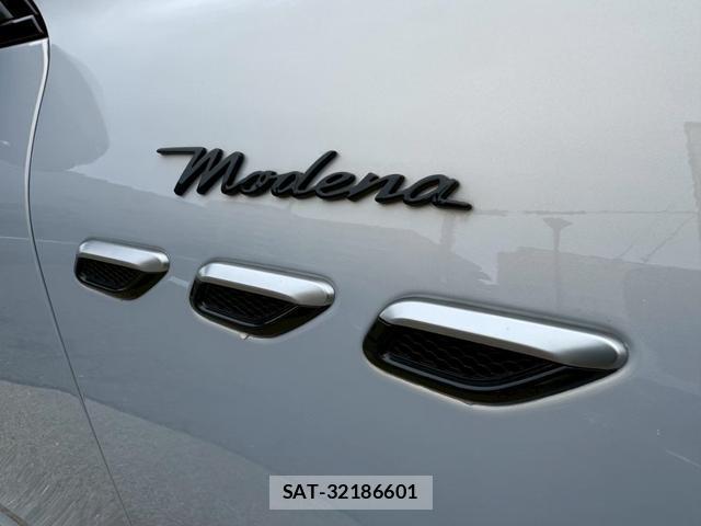 Maserati Grecale 2023-08 8875844-7
