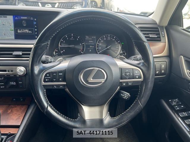 Lexus GS 2016-02 8874179-11