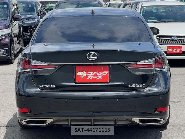 Lexus GS 2016-02 8874179-6