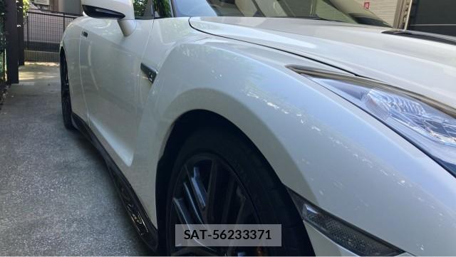 Nissan GT-R 2019-01 8874382-3
