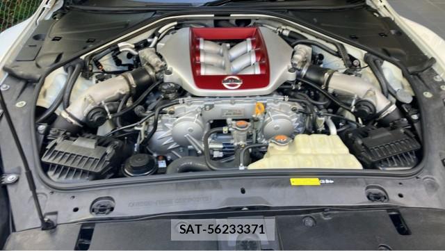 Nissan GT-R 2019-01 8874382-7