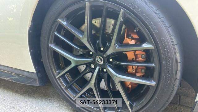 Nissan GT-R 2019-01 8874382-8