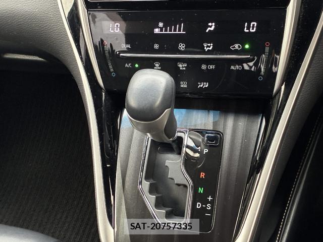 Toyota HARRIER HYBRID 2017-10 8873766-12