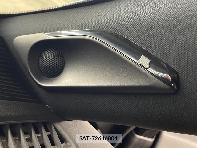 Toyota HARRIER 2020-06 8873068-6