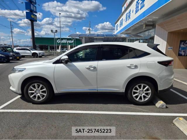 Toyota HARRIER 2017-09 8873079-2
