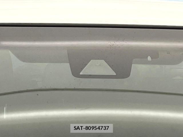 Toyota HARRIER 2017-08 8873507-5
